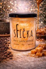 Káva se slaným karamelem